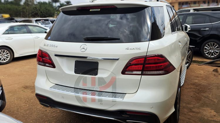 2016 MERCEDES-BENZ GLE-CLASS 350d 4MATIC