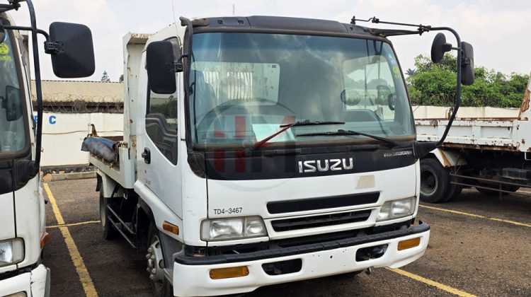 2005 ISUZU FORWARD TIPPER