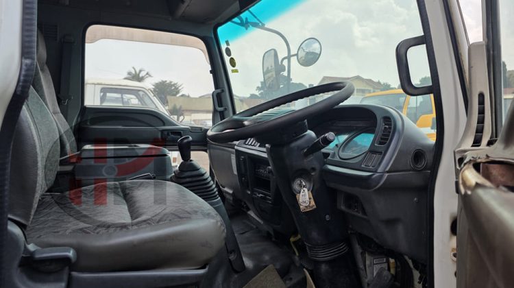 2005 ISUZU FORWARD TIPPER