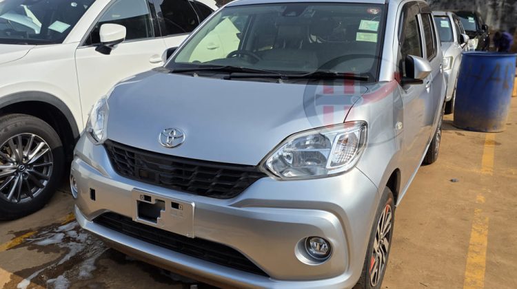 2016 TOYOTA PASSO