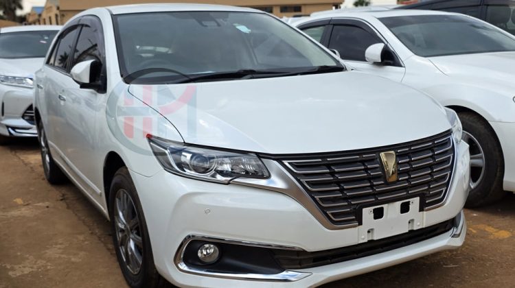 2019 TOYOTA PREMIO