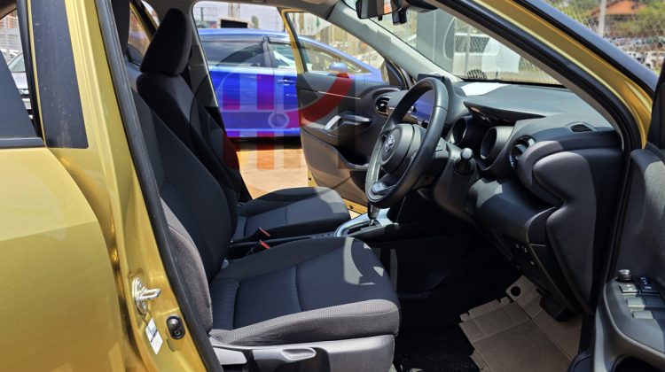 2020 TOYOTA YARIS CROSS