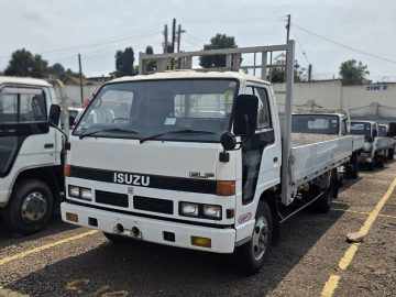 1990 ISUZU ELF 3.5 TRUCK