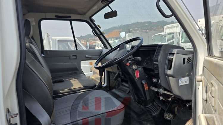 1990 ISUZU ELF 3.5 TRUCK