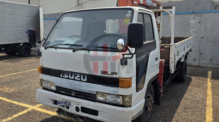1991 ISUZU ELF CRANE 2 TON TRUCK
