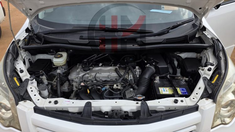 2012 TOYOTA NOAH