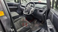 2012 TOYOTA VOXY