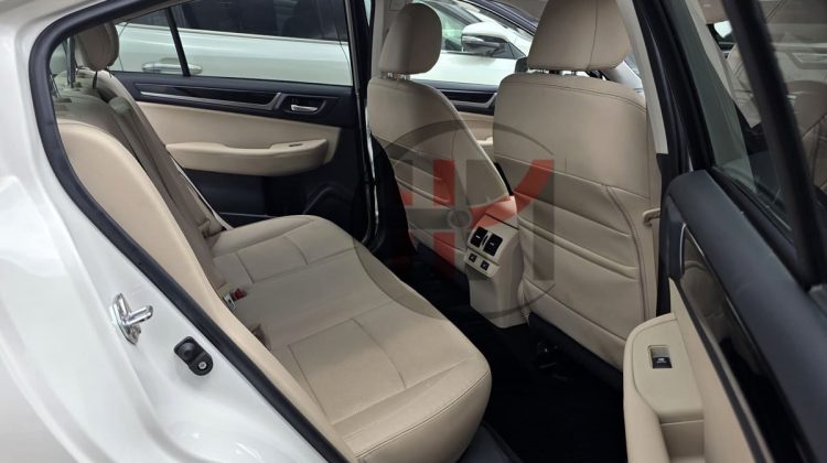 2015 SUBARU LEGACY B4
