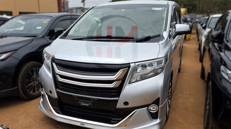 2016 TOYOTA ALPHARD