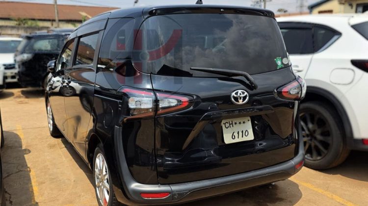 2016 TOYOTA SIENTA