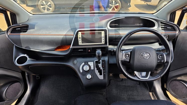2016 TOYOTA SIENTA