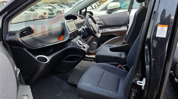 2016 TOYOTA SIENTA