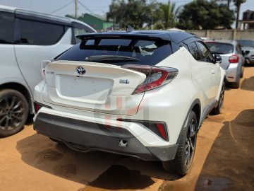 2017 TOYOTA C-HR HYBRID