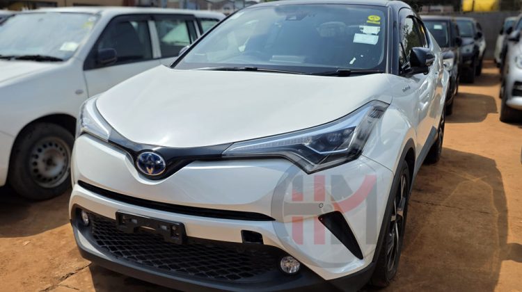 2017 TOYOTA C-HR HYBRID