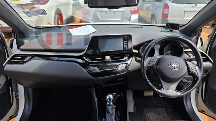 2017 TOYOTA C-HR HYBRID