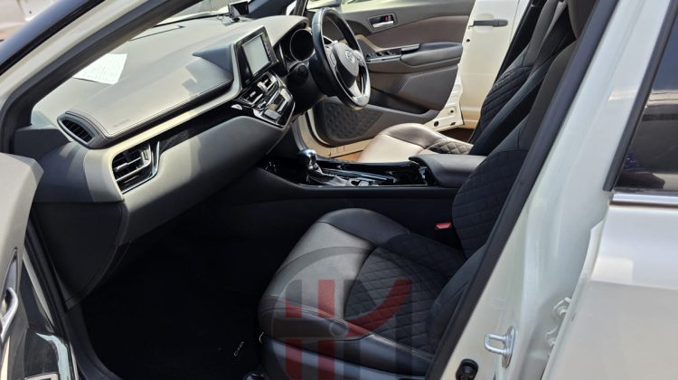 2017 TOYOTA C-HR HYBRID