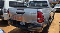 2020 TOYOTA HILUX DOUBLE CABIN