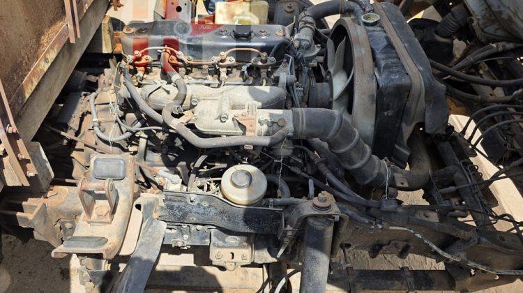 1988 ISUZU ELF 250 TRUCK