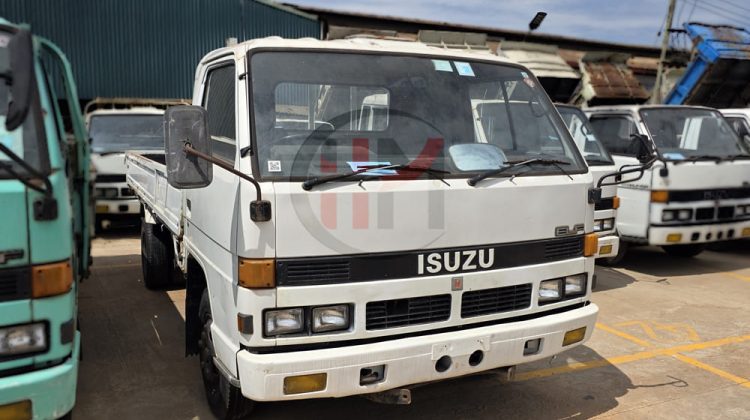 1988 ISUZU ELF 250 TRUCK