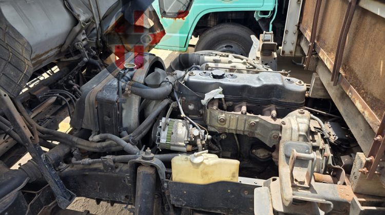 1988 ISUZU ELF 250 TRUCK