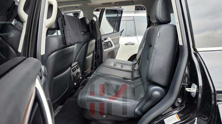 2016 TOYOTA LAND CRUISER V8