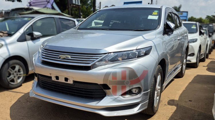 2016 TOYOTA HARRIER