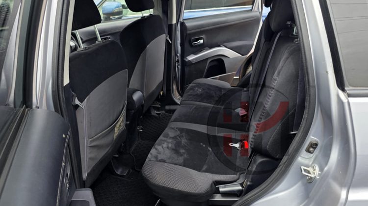 2012 MITSUBISHI OUTLANDER