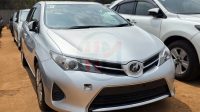 2012 TOYOTA AURIS