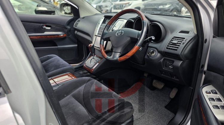 2012 TOYOTA HARRIER