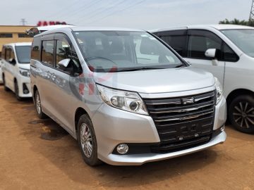 2014 TOYOTA NOAH
