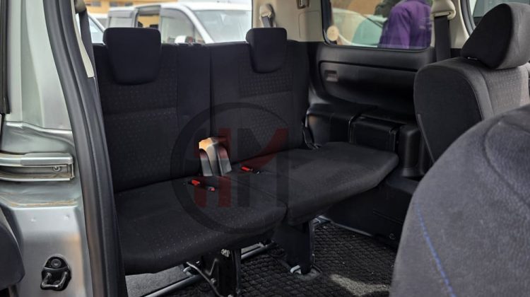 2014 TOYOTA NOAH