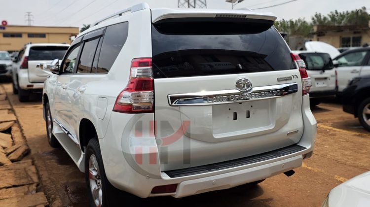 2016 TOYOTA LAND CRUISER PRADO TX