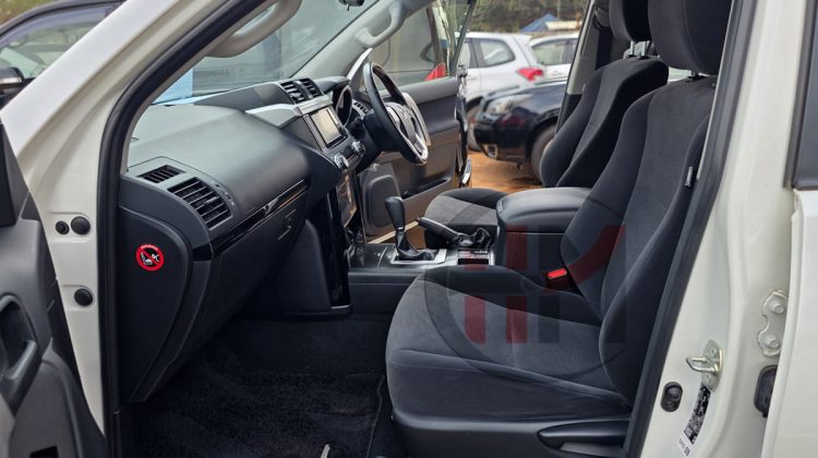 2016 TOYOTA LAND CRUISER PRADO TX