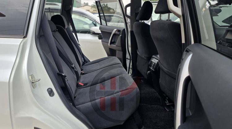 2016 TOYOTA LAND CRUISER PRADO TX