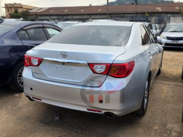 2011 TOYOTA MARK X