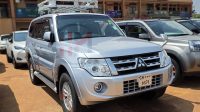 2013 MITSUBISHI PAJERO