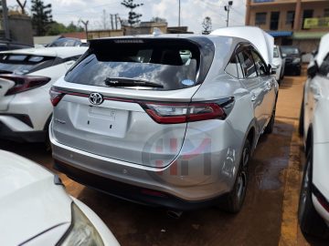 2017 TOYOTA HARRIER TURBO