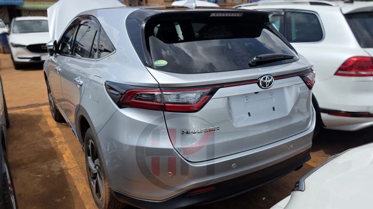 2017 TOYOTA HARRIER TURBO