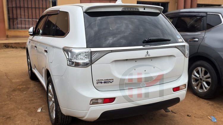 2013 MITSUBISHI OUTLANDER PHEV