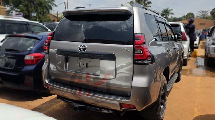 2022 TOYOTA LAND CRUISER PRADO TX