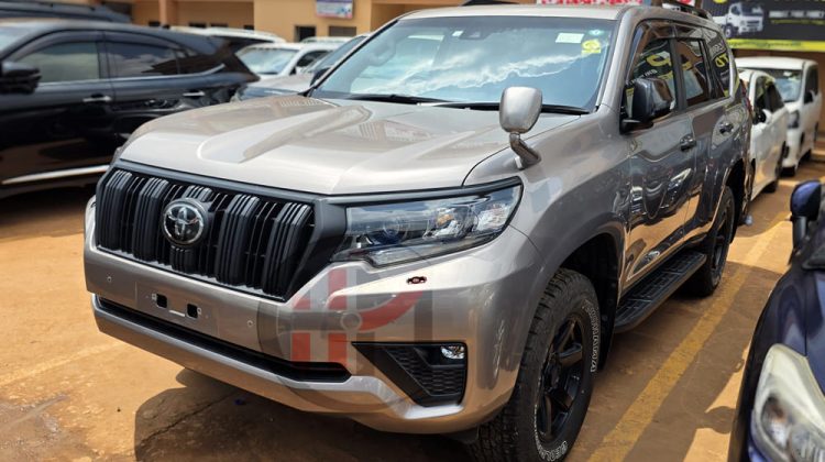2022 TOYOTA LAND CRUISER PRADO TX