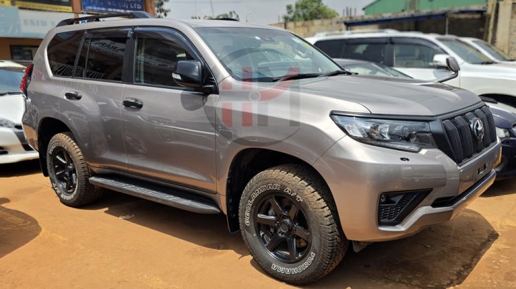 2022 TOYOTA LAND CRUISER PRADO TX