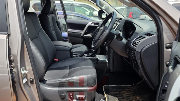 2022 TOYOTA LAND CRUISER PRADO TX