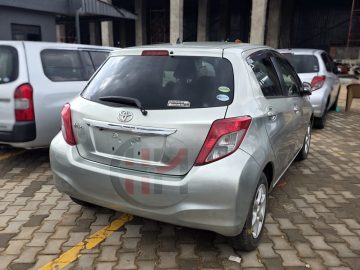 2012 TOYOTA VITZ