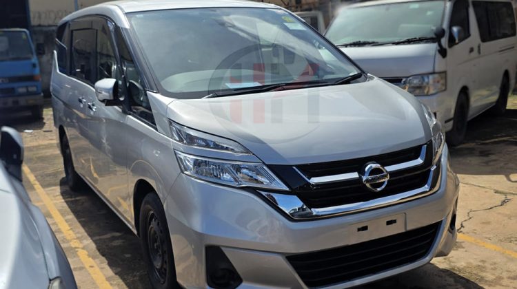 2016 NISSAN SERENA