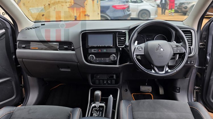 2017 MITSUBISHI OUTLANDER