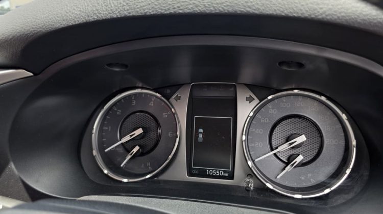 2022 TOYOTA HILUX DOUBLE CABIN PICK UP