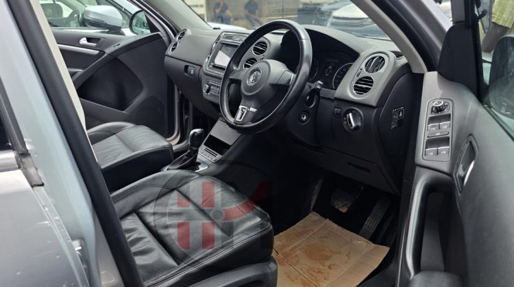 2012 VOLKSWAGEN TIGUAN