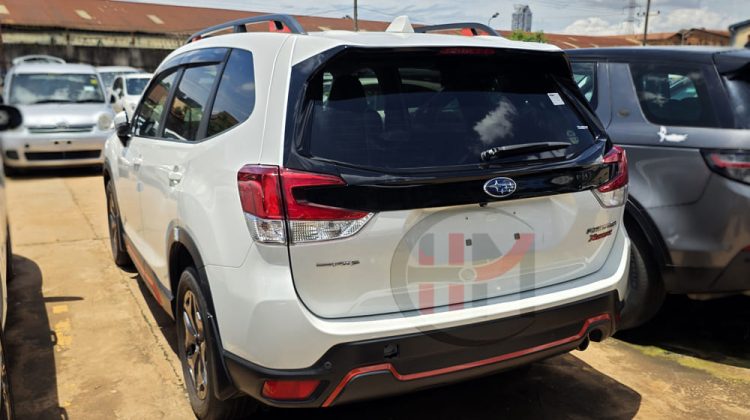 2018 SUBARU FORESTER