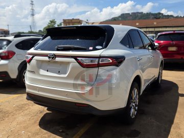2018 TOYOTA HARRIER
